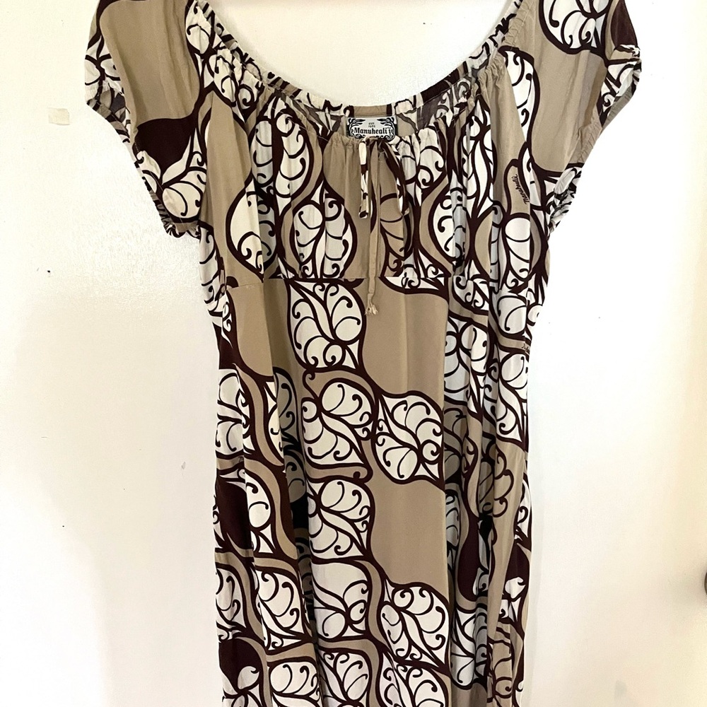 Manuhealii dress